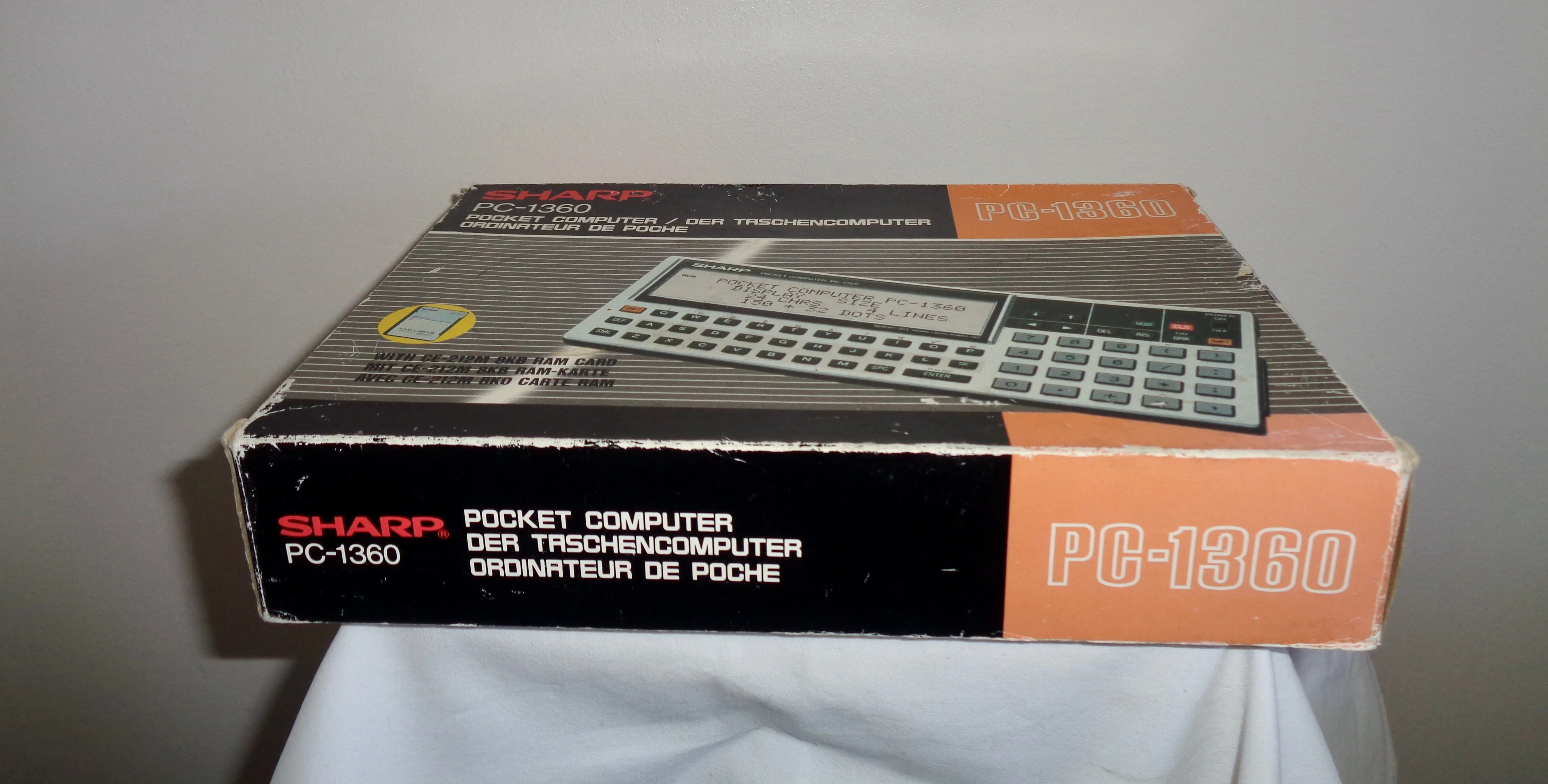 1986 SHARP Pocket Computer Model PC136 In Its Original Box With Manual