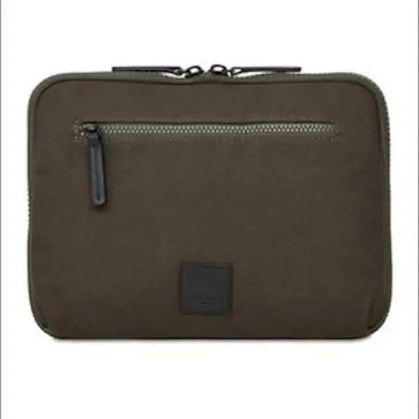 Knomo Knomad Tech Organiser For Up To 10.5" Tablet