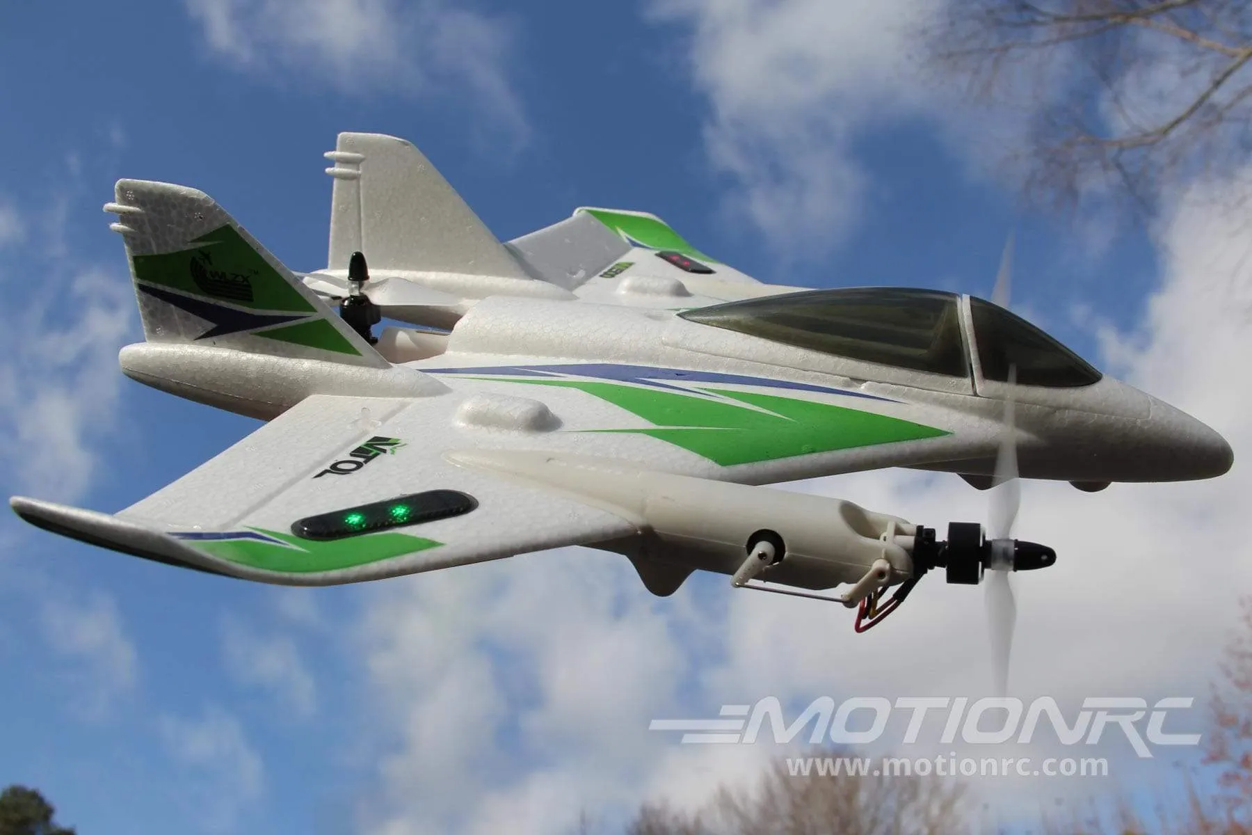 Skynetic Mesa VTOL 450mm (17.7") Wingspan - RTF